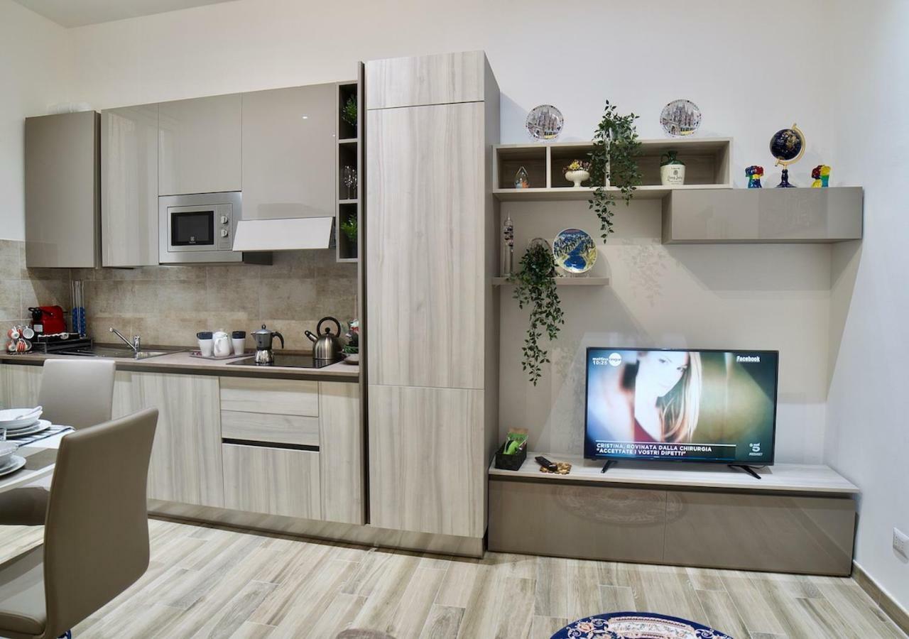 מילאנו Central Lepetit Apartment De Luxe מראה חיצוני תמונה