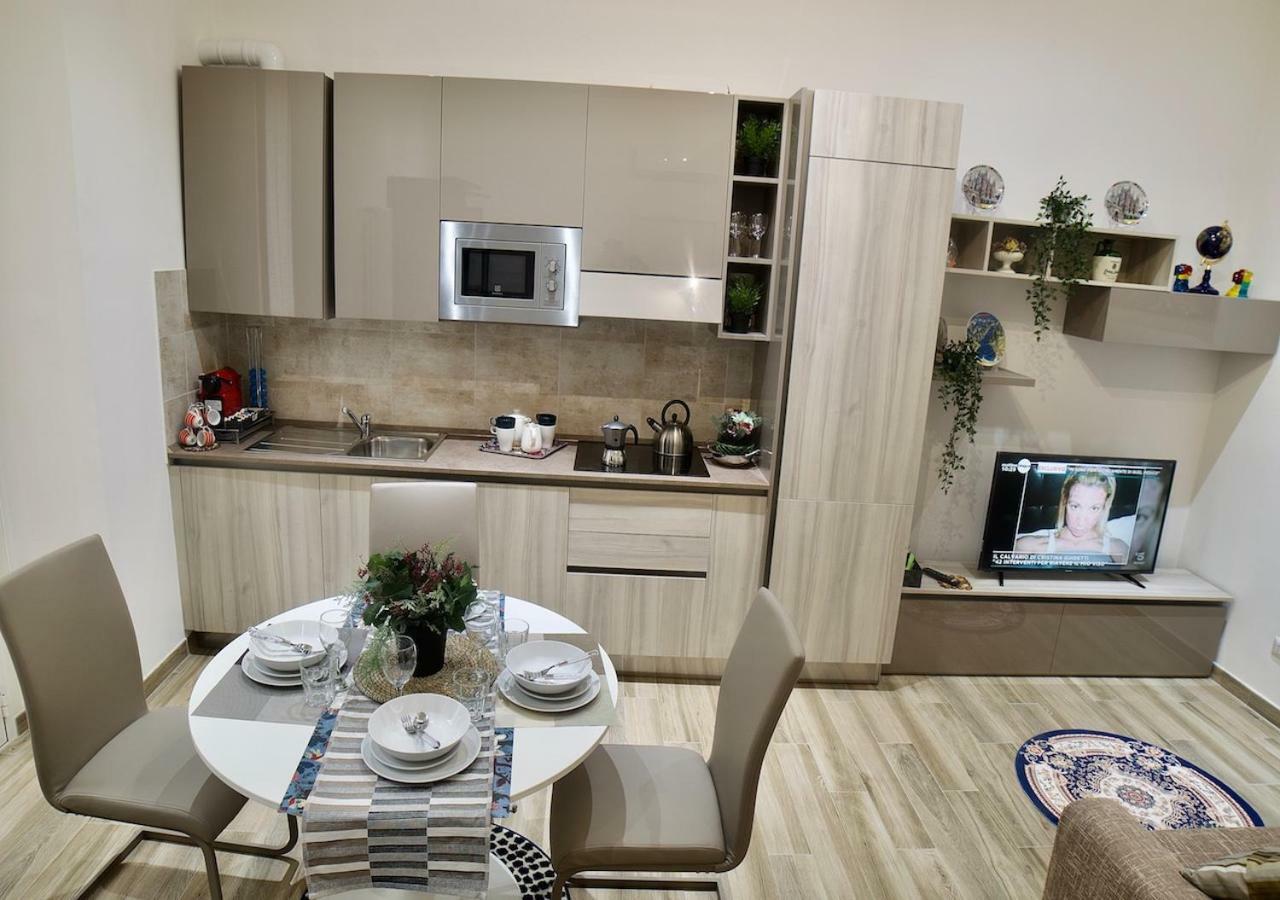 מילאנו Central Lepetit Apartment De Luxe מראה חיצוני תמונה